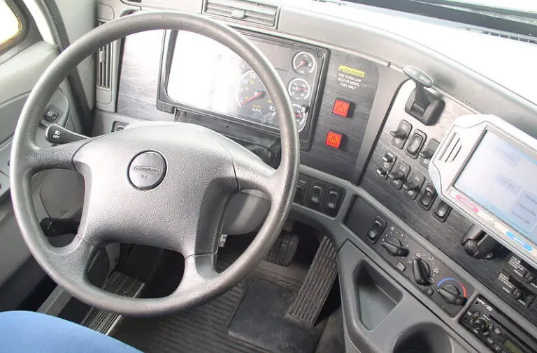 What Are The Steering Components Of A Semi Truck? (15 Facts